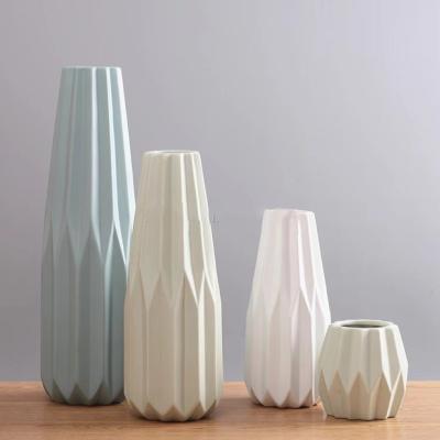 China Modern Top Selling Modern Ceramic Porcelain Flower Vase For Decoration for sale