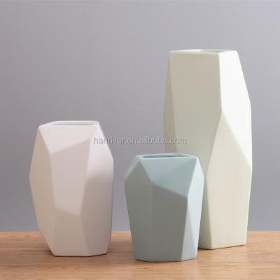 China Decoration Hot Sales New Design Colors Ceramic Porcelain Flower Vase For House Decoration for sale