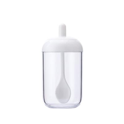 China Viable Simple Round Kitchen Seasoning Jar With Spoon Pepper Seasoning Bottle Household Salt Shaker for sale