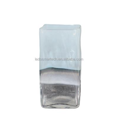 China Mid Century Fashion Style High Quality Modern Home Decorative Large Square Small Bouquet Clear Glass Vase On Table Top for sale