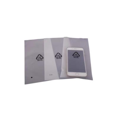 China Shockproof Disposable Dust CPE Bags For Mobile Phone White Disposable Bags Against Dust for sale