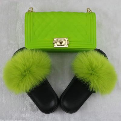 China CUSHIONING Bag Set Fashionable High Quality Matching Fur Slides Slides And Fur Purse for sale