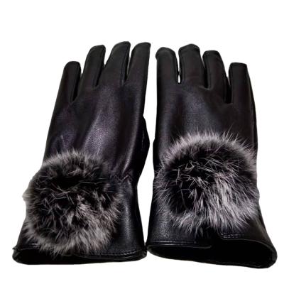 China Carry On Winter Warm Leather Mitten Waterproof Thermal Mitten Cycle Outdoor Leather Mitten For Women for sale