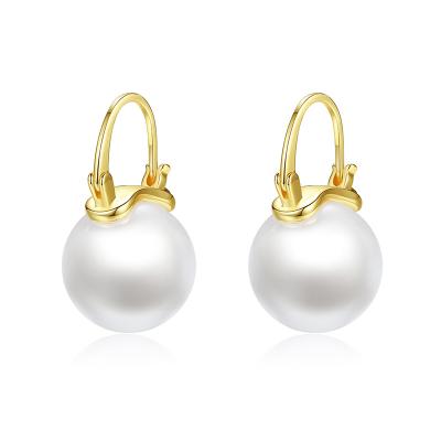 China CLASSIC 2022 Women Fashion Statement Gold Plated Imitation Pearl Stud Earrings Jewelry for sale