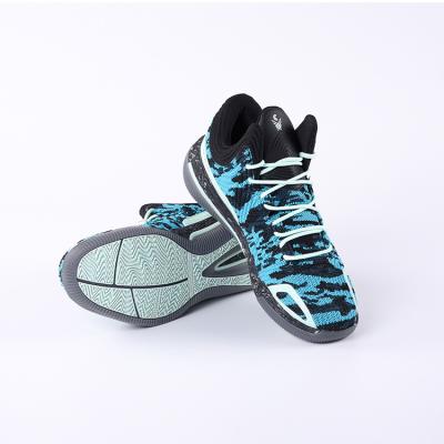 China For Outdoor Or Indoor Wholesale Low Price Lightweight Non-Slip Floor Sports Casual Shoes For Man for sale