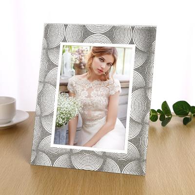 China Modern Simplicity Crushed Diamond Wedding Mirror Photo Frame Crystal Silver Glass Picture Frame Photography Size 6*8 inch for sale