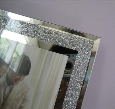 China Direct Wholesale China Crystal Glitter Glass Mirror Photo Frame 5x7 Modern Simplicity Glass Picture Frame For Wedding GIF for sale