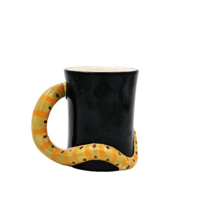 China Factory sale viable OEM &ODM porcelain 3D snake coffee cup custom ceramic animal mug for sale