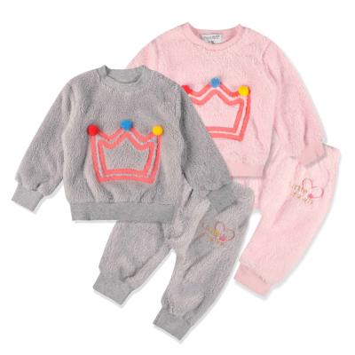 China Baby Breathable Newborn Baby Velvet 2 Piece Clothes Sets Winter Clothing Sets Baby Clothes Set for sale