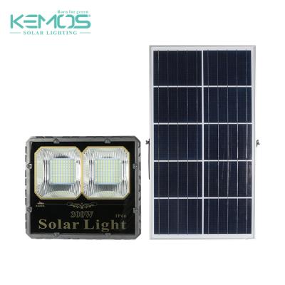 China Garden factory direct outdoor waterproof smd ip66 aluminum 30 60 100 200 300 watt solar led flood lamp for sale