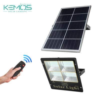 China Garden lighting 30w 60w 100w 200w 300w high quality outdoor waterproof abs solar led flood lamp for sale