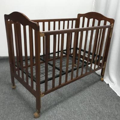 China Adjustable height/side rail set in 3 in 1 antique baby wooden furniture /baby-cots/wood-children-bed for sale