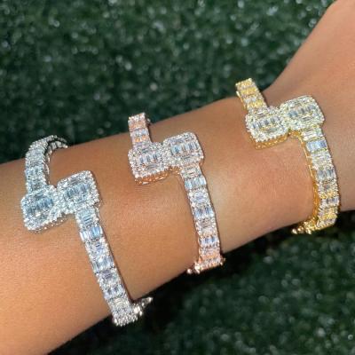 China 2022 New Charms Trendy Luxury Silver Gold Plated Zircon Iced Out Jewelry Women Bangle Silver Bangle for sale