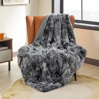 China PORTABLE Warm On Amazon Super Soft Furry Link Dye Throw Cozy Plush Bed Weighed Blankets For Winter for sale