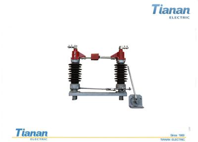 China Tipo monopolar interruptor de la desconexión de 35kv/aislador de alto voltaje del poder para al aire libre en venta