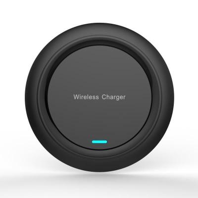 China 2021 Hot Universal Mobile Phone Qi Wireless Charger 10W Fast Charging iPhone For Android for sale