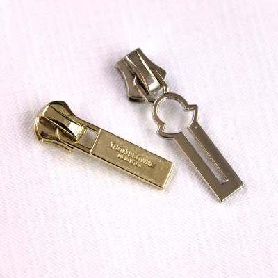 China Other DFA Big Supply Advanced Customization Metal Zipper 5# Short Delivery Time for sale