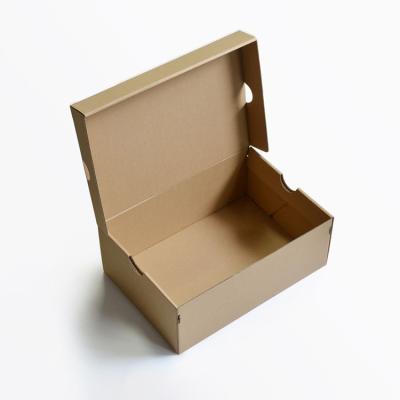 China Recycled Materials Hot Selling Custom Cardboard Corrugated Cardboard Shipping Paper Mailer Box Clothes Shoes Packaging Box for sale