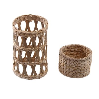 China Factory Supply Sea Sustainable Custom Natural Grass Woven Drinking Glass Sleeve for sale