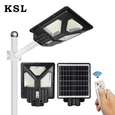 China ROAD Ip65 energy saving outdoor waterproof 400w 500w 800w all in one integrated solar led street light for sale