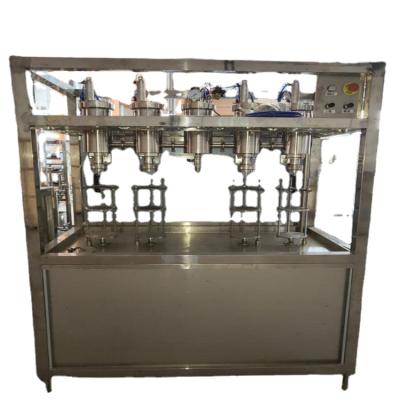 China Food 4 Head Carbonated Drink Filling Machine Can Filling Machine Line for sale