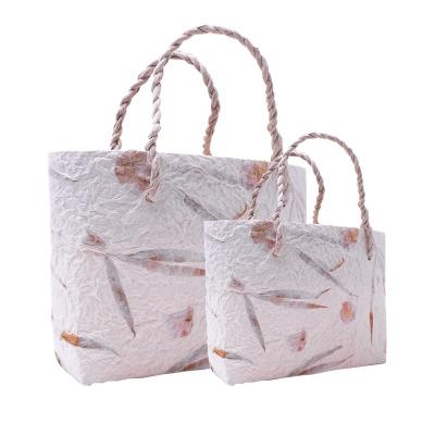 China Party Gift Whit Pink Boutique Shopping Flat Handmade Wholesale Recycled Paper Bag With Kraft Handle Logo for sale