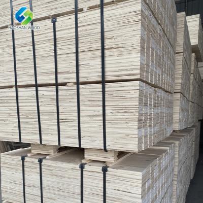 China Glass And Machine Double Faced LVL Roof Plywood , Pallet Poplar LVL Material Playwood for sale