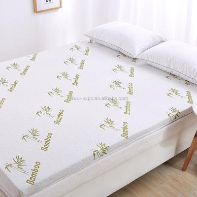 China Foldable Removable Zippered Hypoallergenic Bamboo Bamboo Mattress Cover Memory Foam Mattress Topper for sale