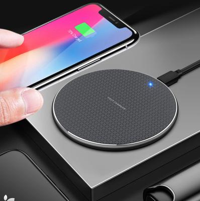 China K8 Qi Small Round Wireless Charging Portable Charger 10 Watt Fast Charging Pad For iPhone Smart Mobile Apple for sale