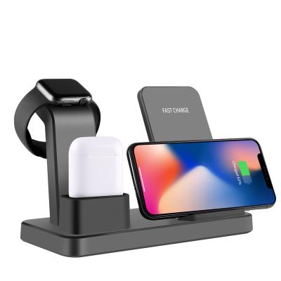 China UniversalÂ   Universal Qi Wireless Charging 10w 5w Mobile Phone Fast Wireless Charger For Samsung Watch In Stock for sale