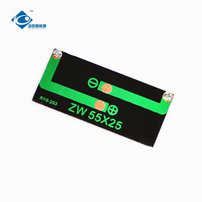 China Zw-5525 mini polyzonnepanelen voor zonnetelefoonlader 3.5V Epoxyharszonnepaneel 0.5W Te koop