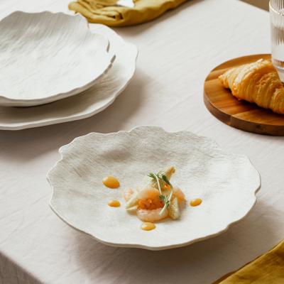 China Restaurant Wedding Viable Porcelain Dinner Dishes Irregular Textured Matte Ceramic Salad Plate Multi Sizes for sale