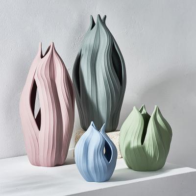 China Custom modern pure color flower props decoration gift vases unique ceramic vase items ceramic vase for sale