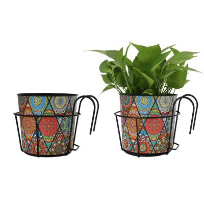 China Modern Nordic Fashionable Modern Hook Frame Household Iron Econo Decorative Plastic Flower Pot for sale