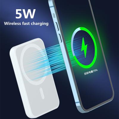 China Wholesale Small Size Mini Wireless Charging Portable Power Bank Factory Price Magnetic Wireless Fast Charging Newer Large Capacity for sale