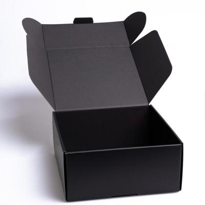 China Recyclable High quality 100% recycled mailing boxes kraft paper gold foil stamping packing box for sale