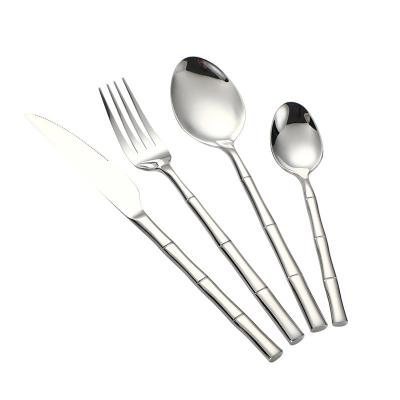 China 4 Pcs Tableware Vintage Luxury Hotel Spoons Forks And Knife Modern Wholesale Viable Flatware Restaurant Stainless Steel Cutlery Sets for sale