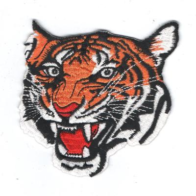 中国 3D Iron On Type Large Adhesive Patch Custom Tiger Large Back Patch For Biker Vest 販売のため