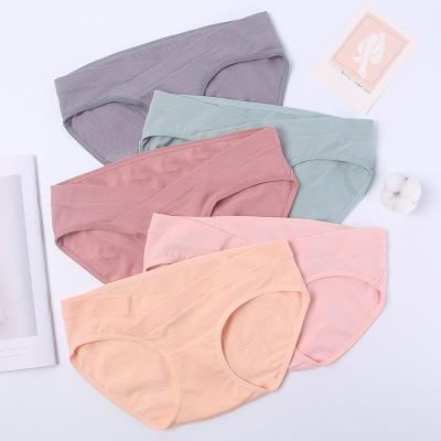 China Antibacterial Pregnancy Plus Size Belly Support Panties Cotton Pregnant Women Breathable Maternity Briefs for sale