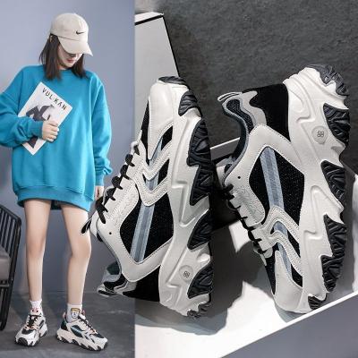 China 2021 Fashion Trend Brand Light Women's Autumn White Sneakers Newly Shape Thick Bottom Women's Platform Sneakers Zapatos De Mujer for sale