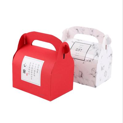 China Recyclable High Quality Handle Kraft Transparent White Cookie Cake Bake Food Gift Portable Kraft Box for sale