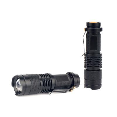 China Portable New Design Aluminum Dry Battery Most Powerful Bright Light Torch Led Flashlight for sale