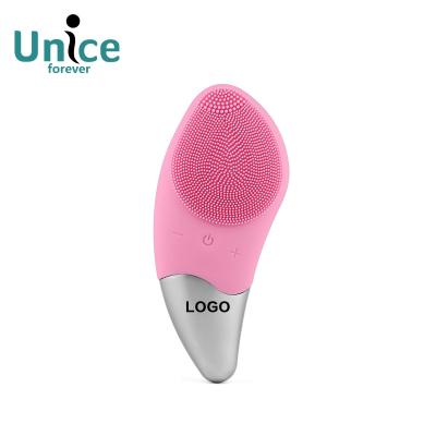 China Cordless Rechargeable Electric Waterproof Portable Mini Silicone DEEP CLEANING Facial Cleansing Brush for sale