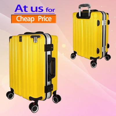 China New Fashion Design PC Aluminum Frame Trolley Luggage With Metal Corner Protector 20/24/28 Inch Travel Hardside Suitcase for sale