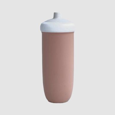 China Modern Silicone Water Bottle Chestnut Brown720ml for sale