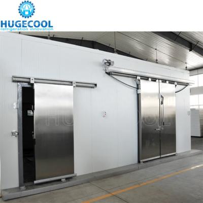 China Puertas correderas chinas Puerta de la sala de frío congelador Capacidad de refrigeración de 50 toneladas en venta