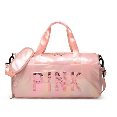 China Fashion Pink Duffel Bag OEM Customized Large Capacity Folding Waterproof Sport Gym Weekend Travel Bags For Women for sale