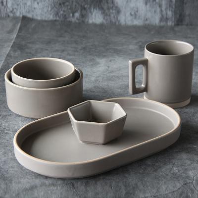 China Matte Brown Korean Style Low Stocked MOQ Dinnerware Dishes Sets Modern Porcelain Set Ceramic Rustic Dinnerware for sale