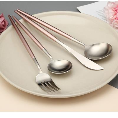 China Stocked Ready To Ship Promotion Rose Silver Spoons Fork And Knife Set Stainless Steel 24pcs Colorful White Gold Cutlery Set Black White for sale