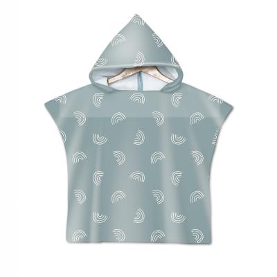 China Child Safe Small MOQ Custom Design Print Microfiber Kids Beach Poncho for sale